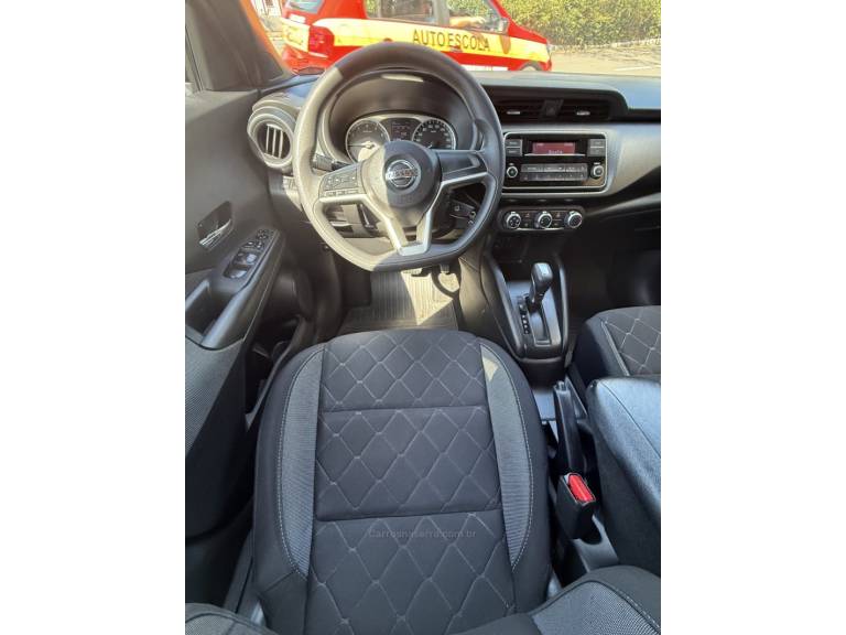 NISSAN - KICKS - 2018/2018 - Cinza - R$ 81.900,00