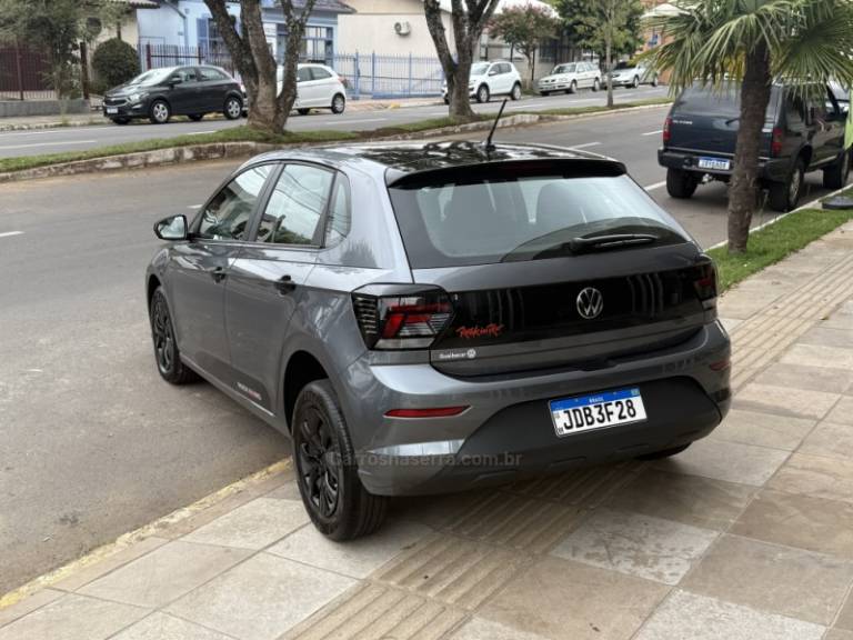 VOLKSWAGEN - POLO - 2024/2025 - Cinza - R$ 88.900,00