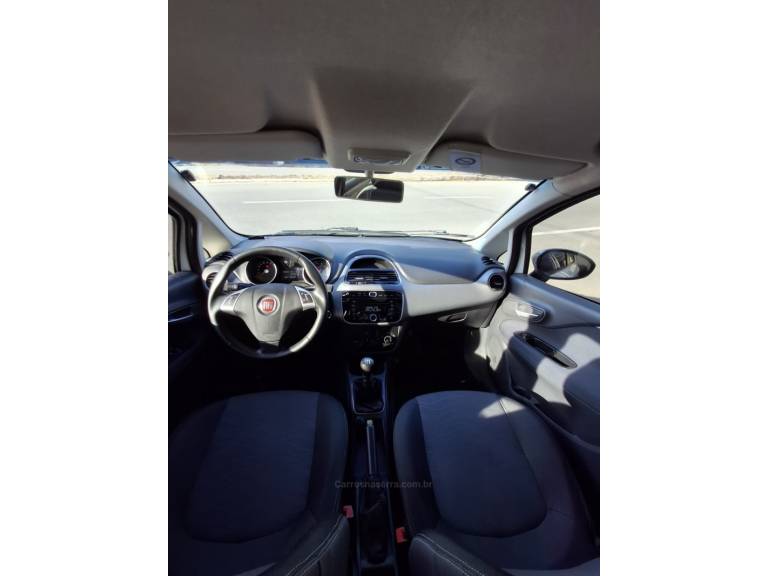FIAT - PUNTO - 2015/2016 - Branca - R$ 50.900,00