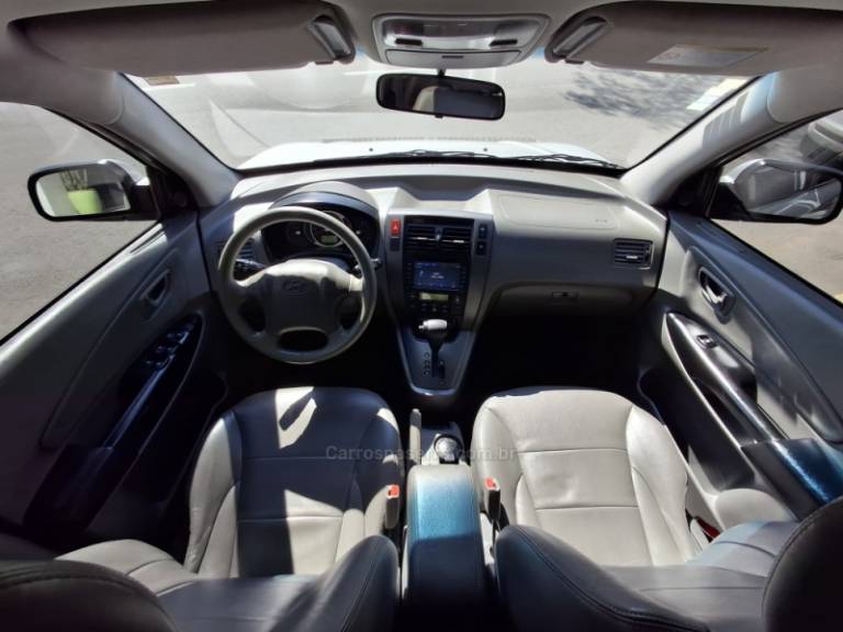 HYUNDAI - TUCSON - 2015/2016 - Prata - R$ 64.900,00