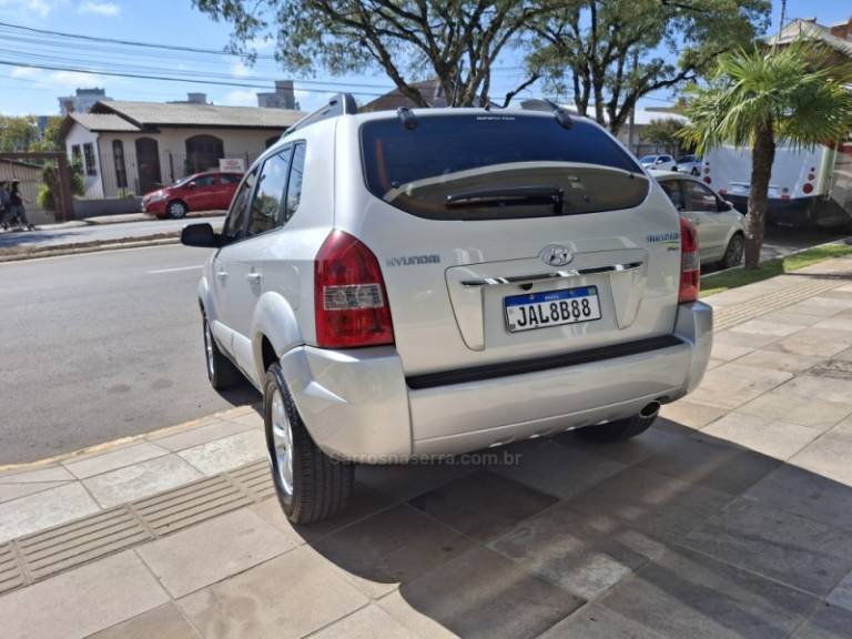HYUNDAI - TUCSON - 2015/2016 - Prata - R$ 64.900,00