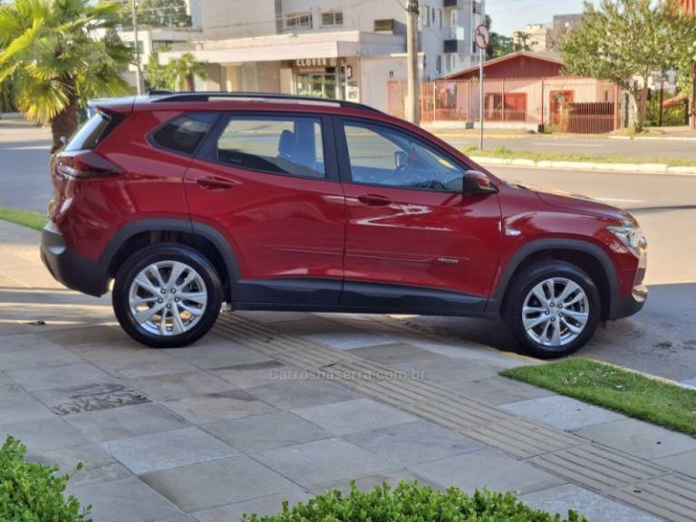 CHEVROLET - TRACKER - 2022/2023 - Vermelha - R$ 112.900,00