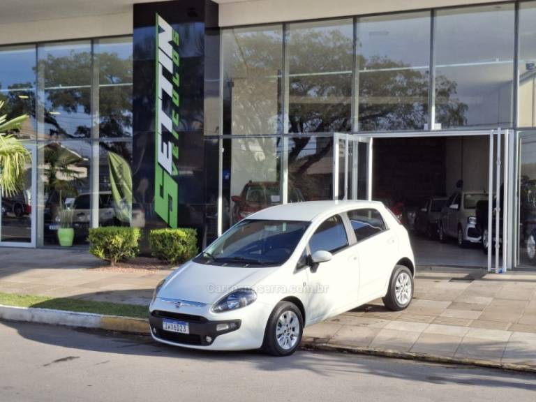 FIAT - PUNTO - 2015/2016 - Branca - R$ 50.900,00