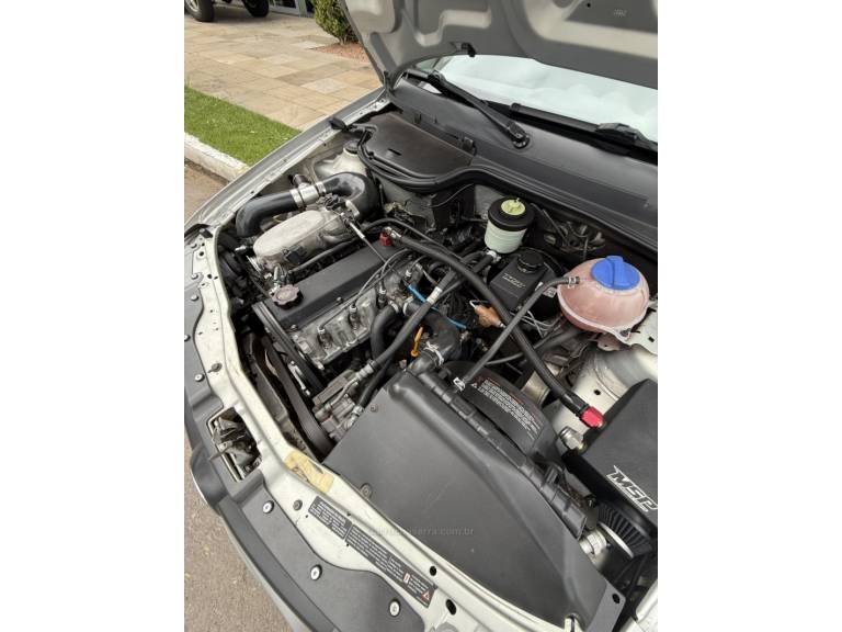 VOLKSWAGEN - GOL - 2008/2009 - Prata - R$ 79.900,00