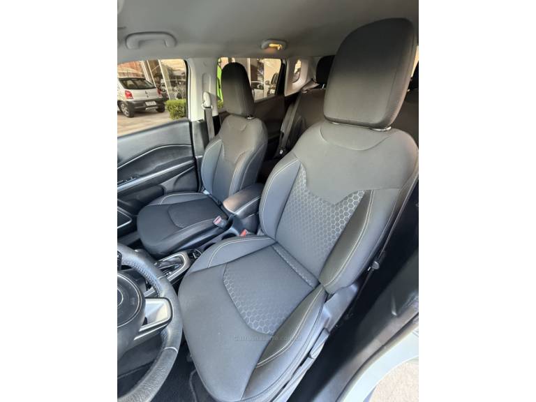 JEEP - COMPASS - 2017/2018 - Branca - R$ 96.900,00