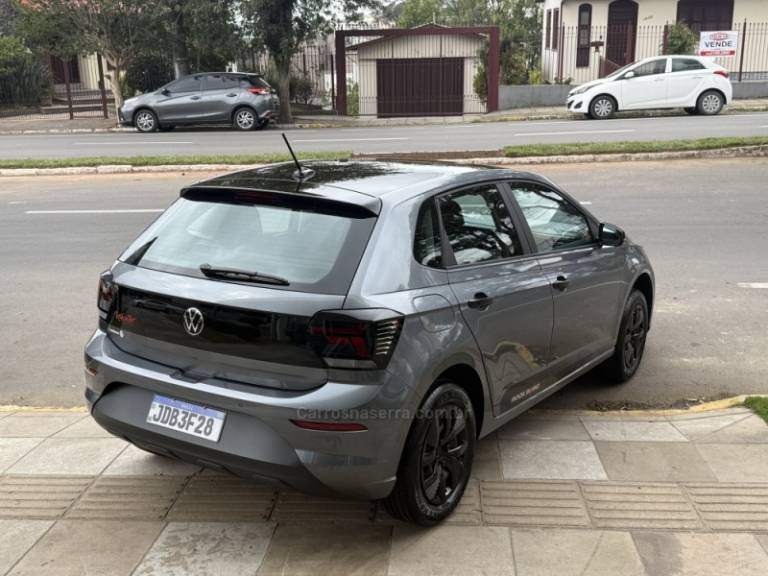VOLKSWAGEN - POLO - 2024/2025 - Cinza - R$ 88.900,00